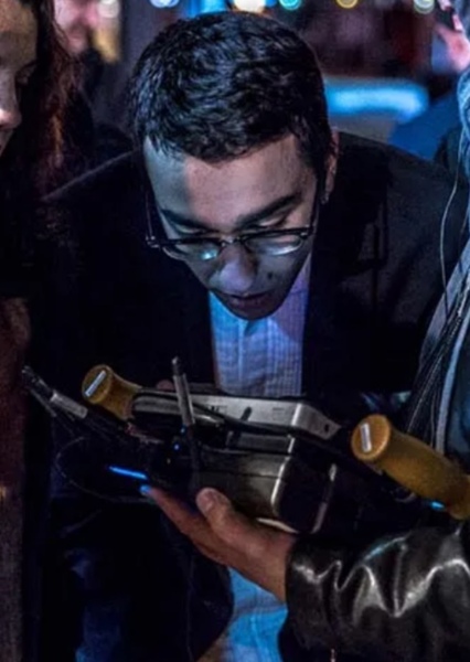 Alex Wolff photo