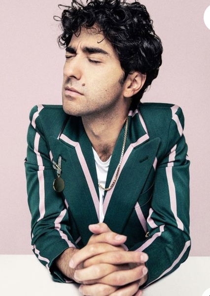 Alex Wolff photo