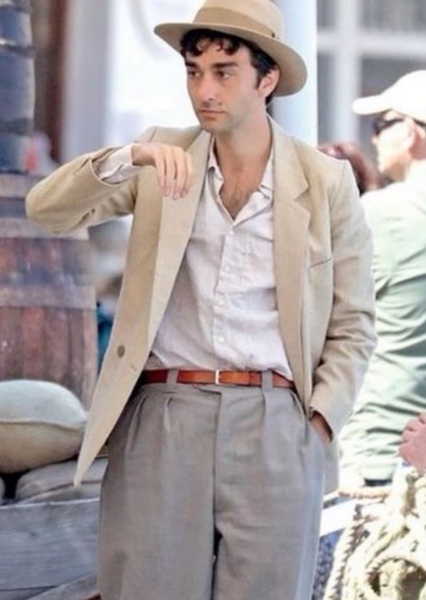 Alex Wolff photo
