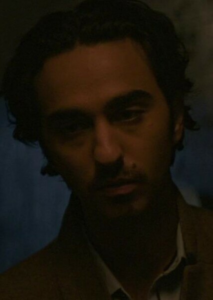 Alex Wolff photo