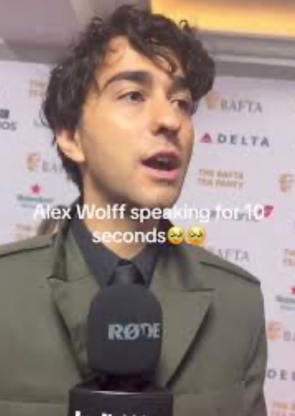 Alex Wolff photo