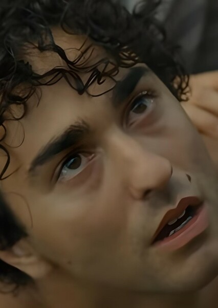 Alex Wolff photo