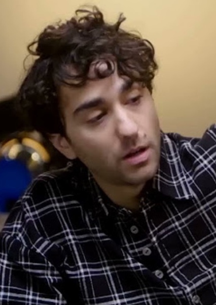 Alex Wolff photo