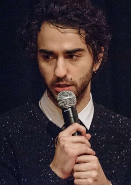 Alex Wolff photo