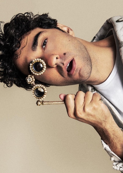 Alex Wolff photo