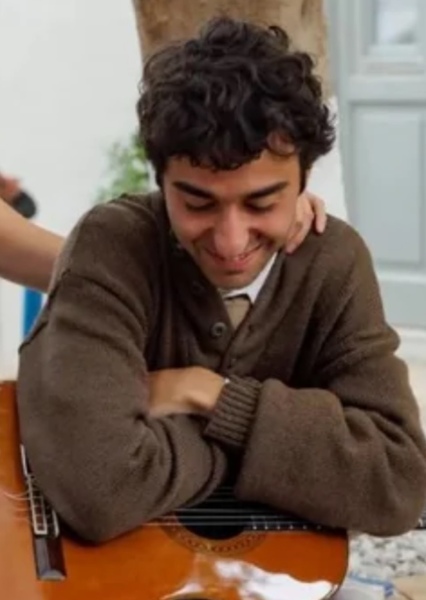 Alex Wolff photo
