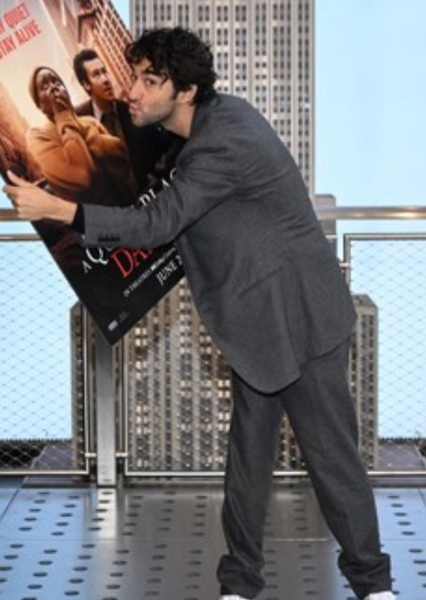 Alex Wolff photo