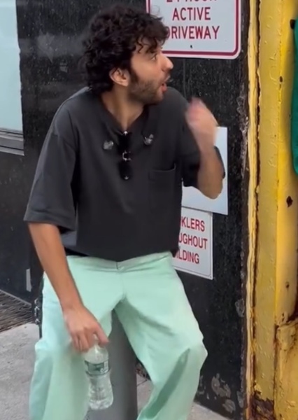 Alex Wolff photo