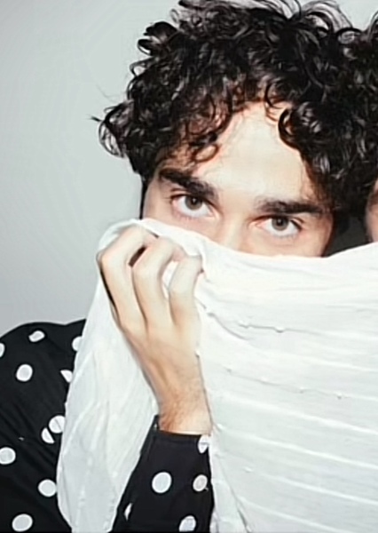 Alex Wolff photo