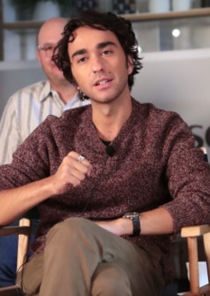 Alex Wolff photo