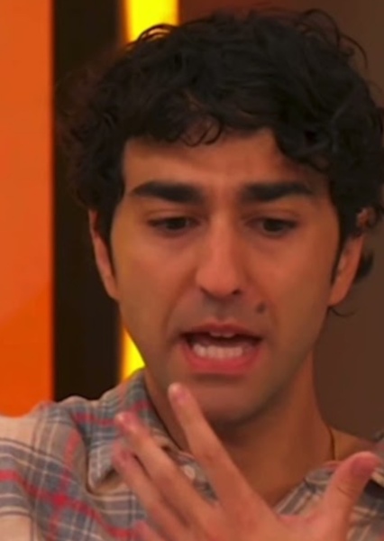 Alex Wolff photo