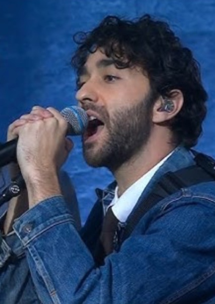 Alex Wolff photo