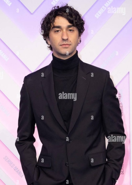 Alex Wolff photo