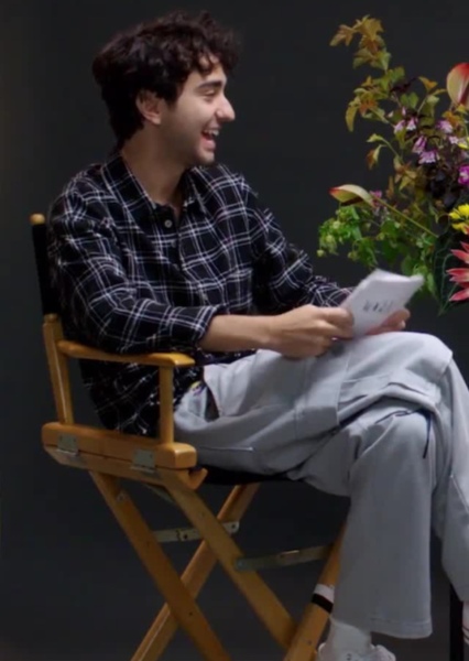 Alex Wolff photo