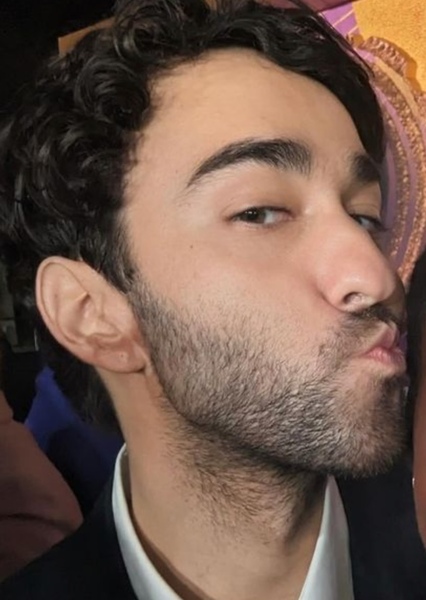 Alex Wolff photo