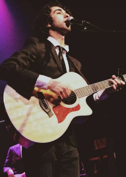 Alex Wolff photo