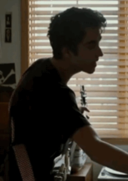 Alex Wolff photo