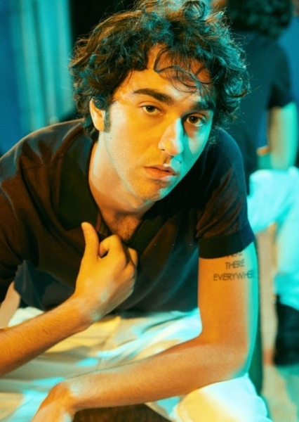 Alex Wolff photo