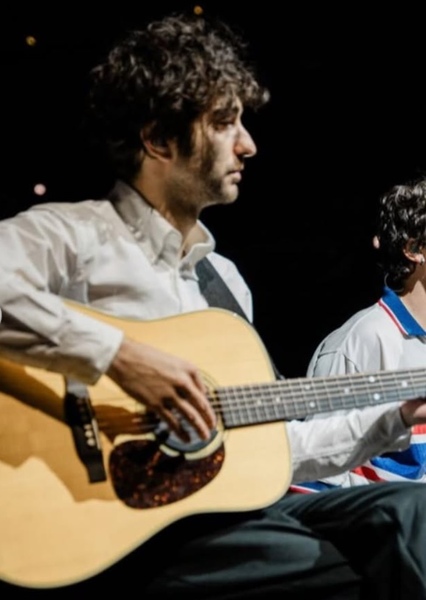 Alex Wolff photo