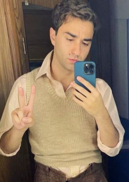 Alex Wolff photo