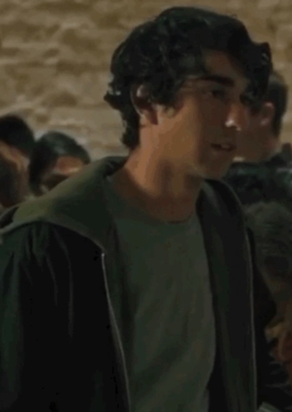 Alex Wolff photo