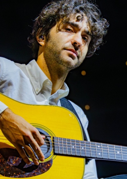 Alex Wolff photo