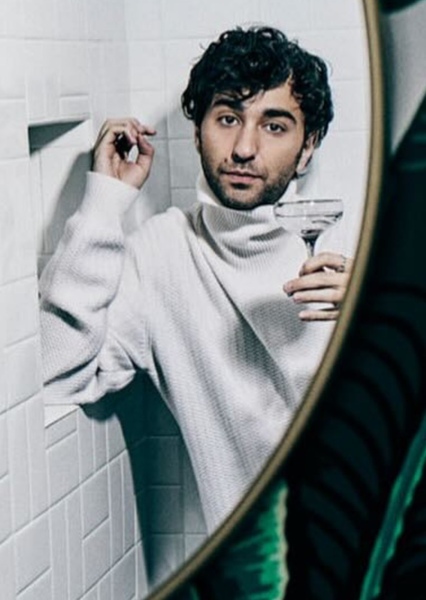 Alex Wolff photo