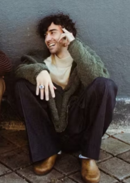 Alex Wolff photo
