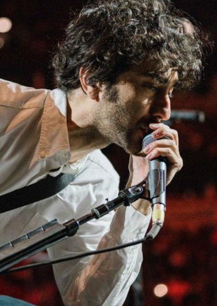 Alex Wolff photo