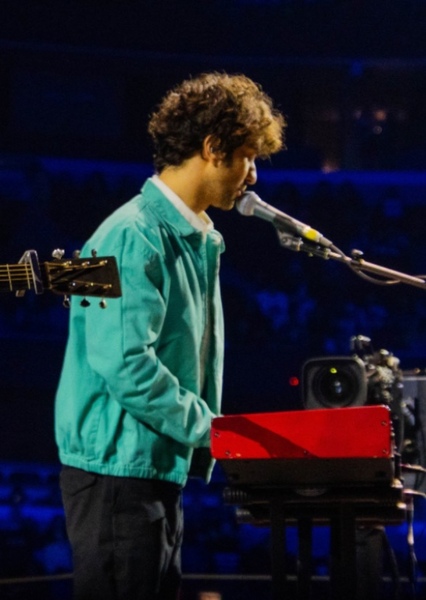 Alex Wolff photo