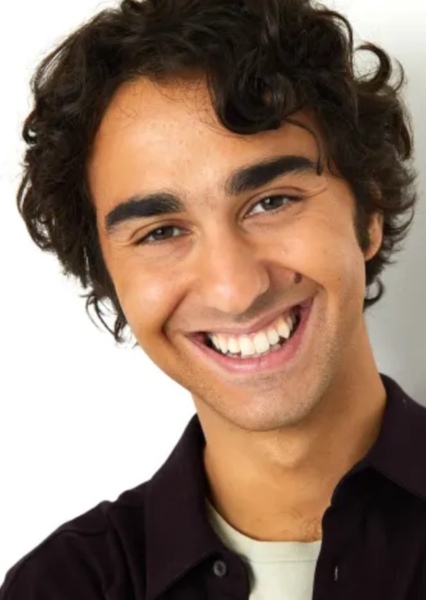 Alex Wolff photo