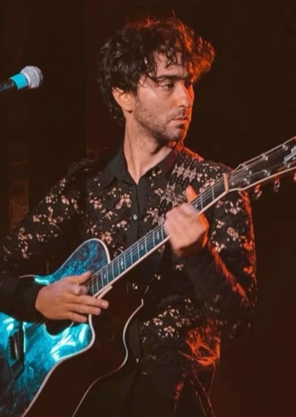 Alex Wolff photo