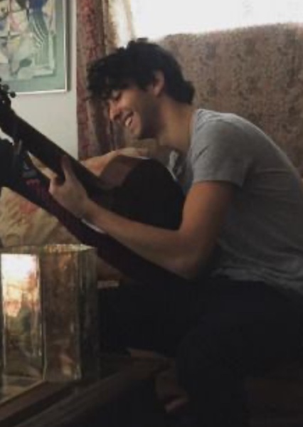 Alex Wolff photo