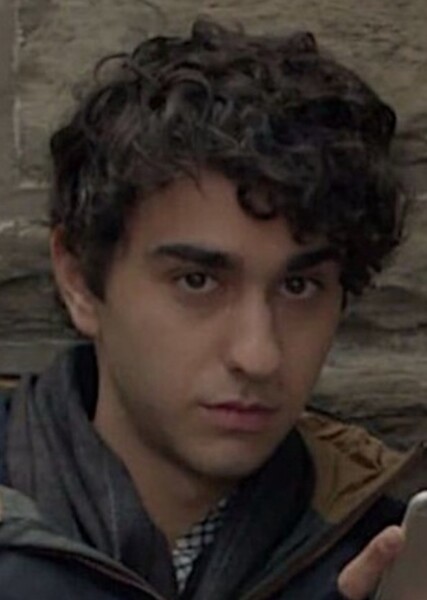 Alex Wolff photo