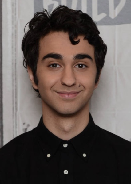 Alex Wolff photo