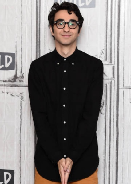 Alex Wolff photo