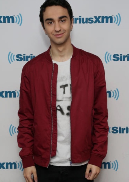 Alex Wolff photo