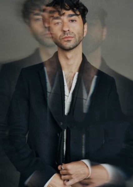 Alex Wolff photo