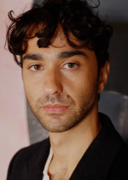 Alex Wolff photo