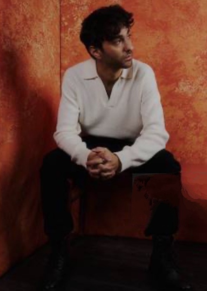 Alex Wolff photo