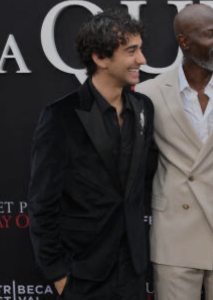 Alex Wolff photo