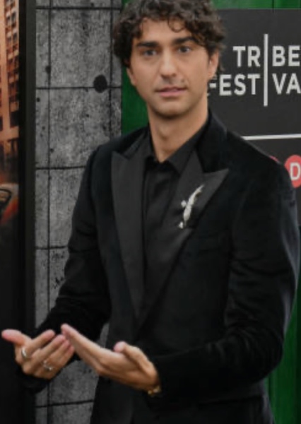 Alex Wolff photo