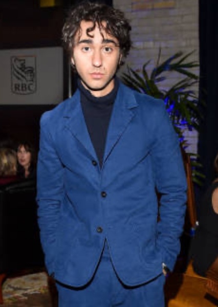 Alex Wolff photo