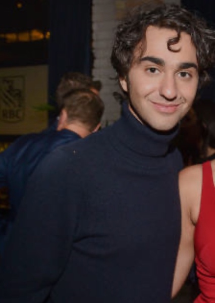 Alex Wolff photo