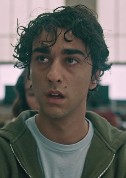 Alex Wolff photo