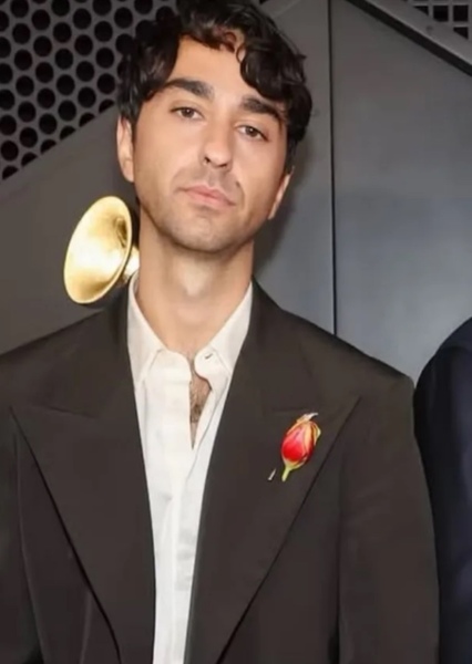 Alex Wolff photo