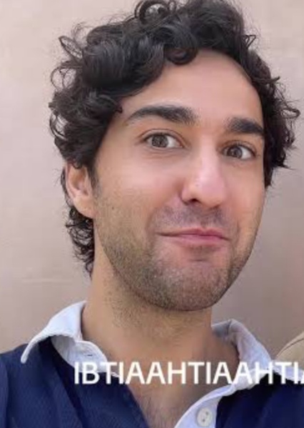 Alex Wolff photo
