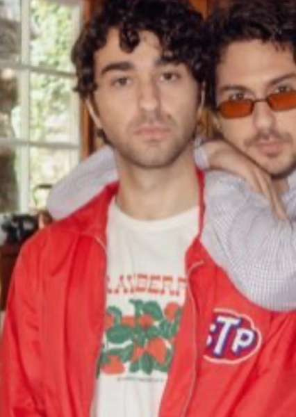 Alex Wolff photo