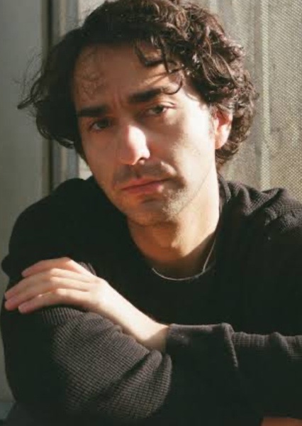 Alex Wolff photo