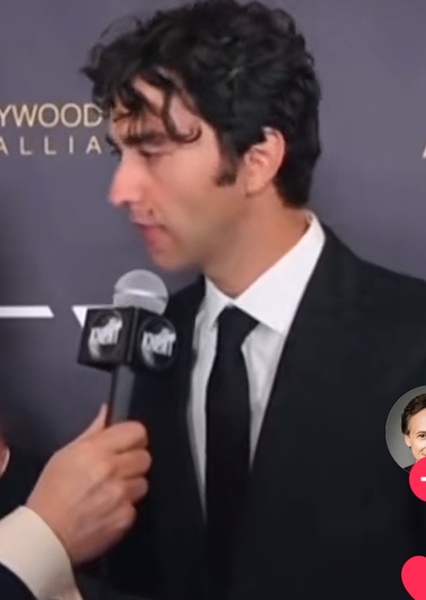 Alex Wolff photo